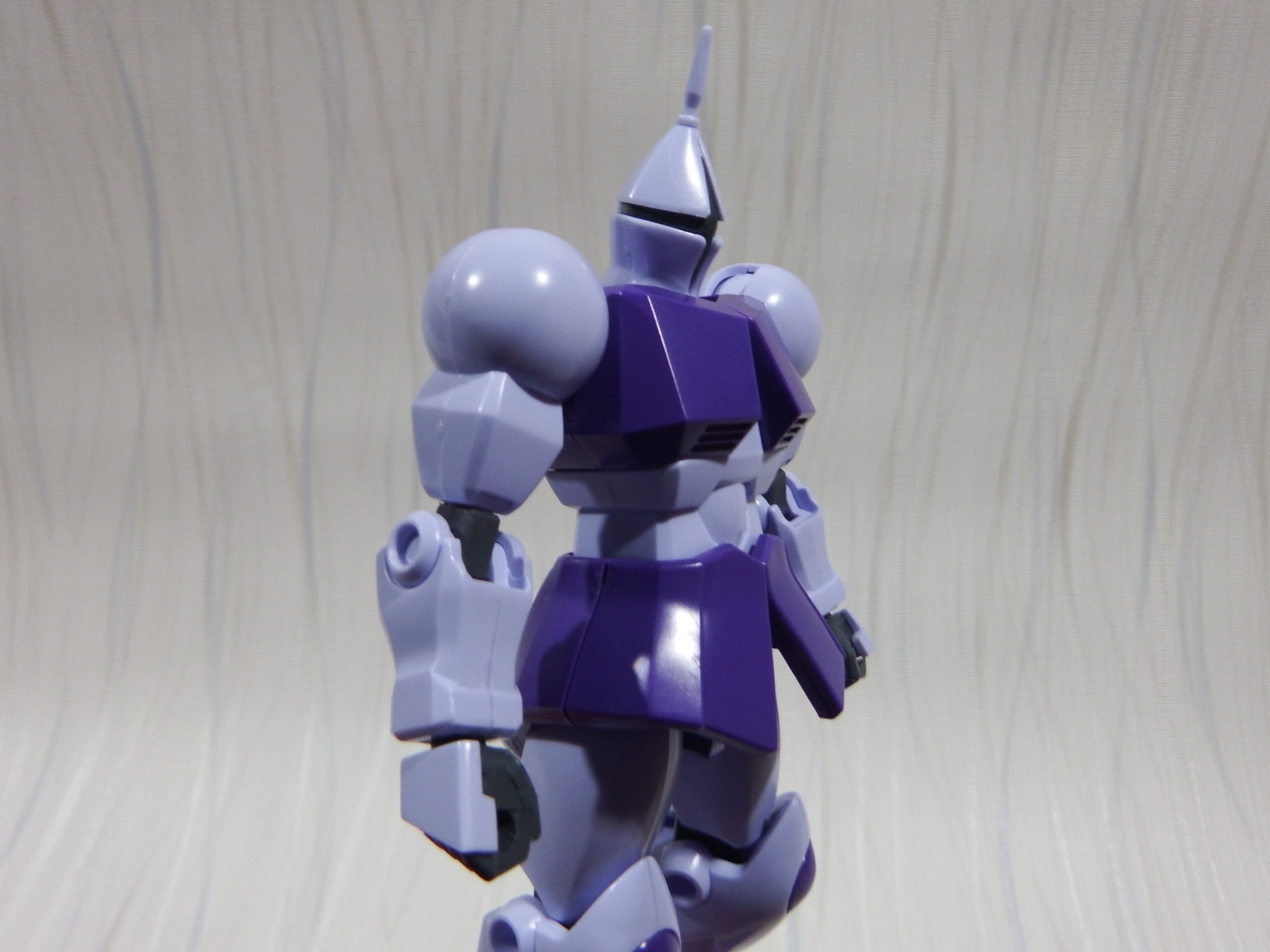 HGUC 1/144 ギャン｜バンダイ ホビーサイト